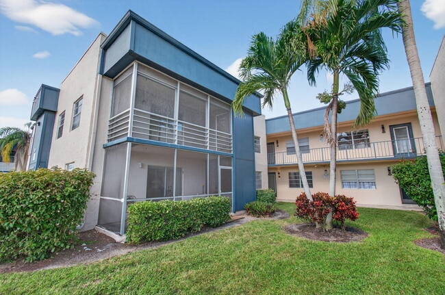 180 Flanders C in Delray Beach, FL - Building Photo - Building Photo