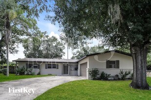 1340 Sharon Dr in Titusville, FL - Building Photo