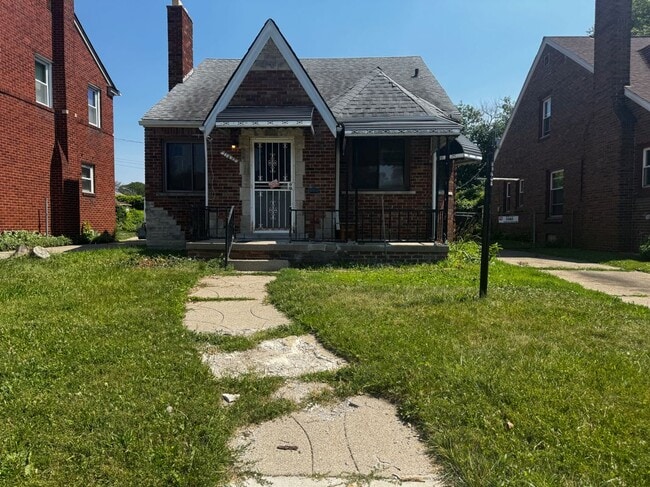 property at 11492 College St