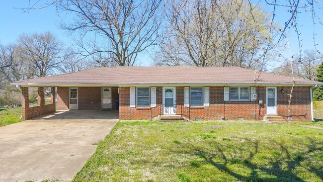 244 S Hollis Ave in Sharon, TN - Building Photo - Building Photo