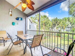 2860 Citrus Lake Dr in Naples, FL - Building Photo - Building Photo