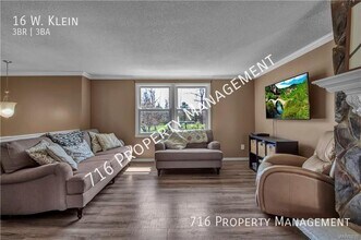 16 W Klein Rd in Buffalo, NY - Building Photo - Building Photo