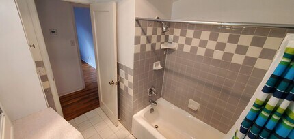 6805 Thomas Ave S in Minneapolis, MN - Building Photo - Building Photo