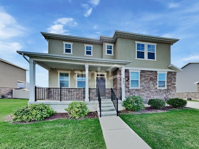 property at 967 W 850 S