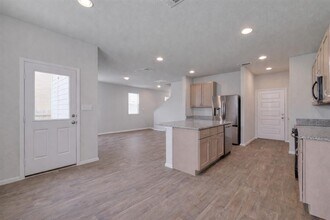 2710 Paragon Fox Dr in Pflugerville, TX - Building Photo - Building Photo