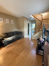 2717 Glenwood Ct in Naperville, IL - Building Photo - Building Photo