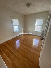 10 Pinkham Rd, Unit 2 in Medford, MA - Building Photo - Building Photo