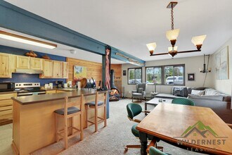 102 Salt Lick Cir in Silverthorne, CO - Building Photo - Building Photo
