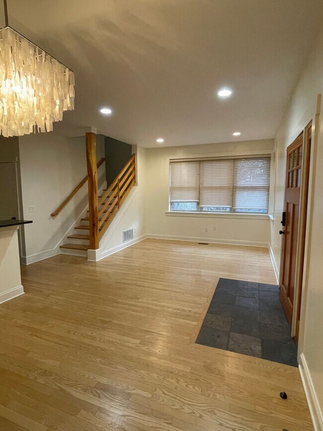 355 Cummins Rd in Asheville, NC - Building Photo - Building Photo