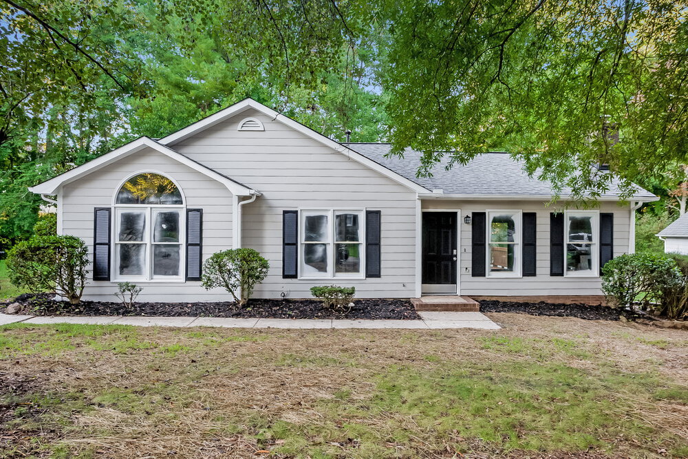 8717 Kishorn Ct in Charlotte, NC - Building Photo