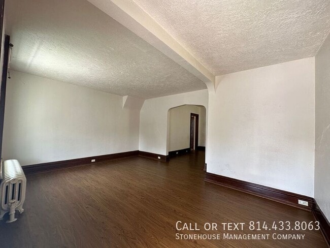 544 E 24th St in Erie, PA - Building Photo - Building Photo