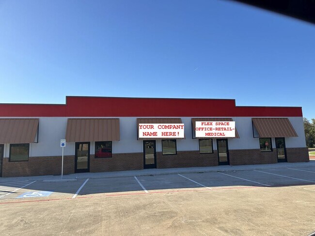 678 FM 120 in Pottsboro, TX - Foto de edificio - Building Photo