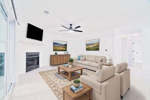 7955 Edgebrook Cir in North Charleston, SC - Building Photo