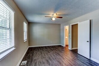 3497 Creekview Pl in Scottdale, GA - Building Photo - Building Photo