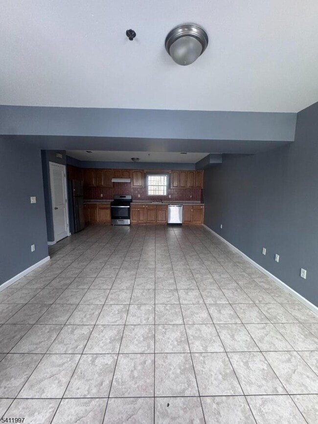 24 19th Ave in Newark, NJ - Building Photo - Building Photo