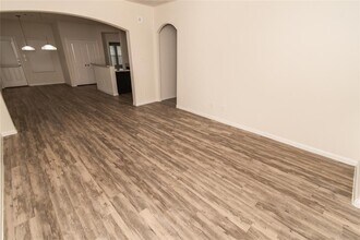 10111 Piave Drive in Houston, TX - Building Photo - Building Photo