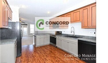 1 Abelia Ct in Greensboro, NC - Building Photo - Building Photo