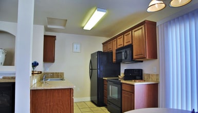 11045 W Garverdale Ln in Boise, ID - Building Photo - Building Photo