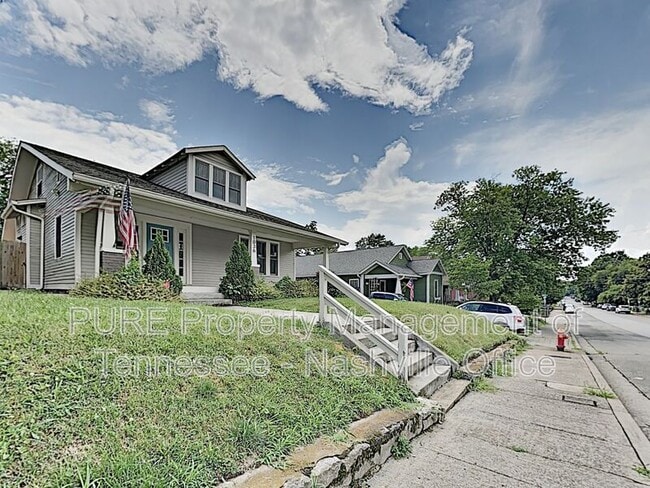 1036 Chicamauga Ave in Nashville, TN - Building Photo - Building Photo