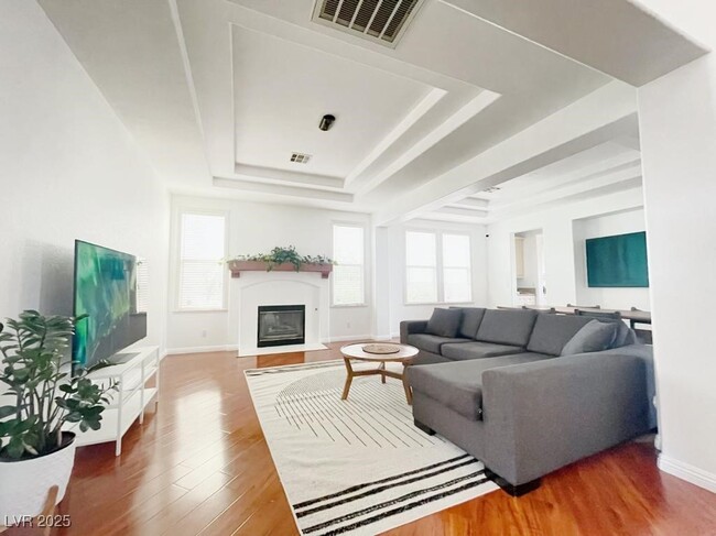 property at 2737 Botticelli Dr