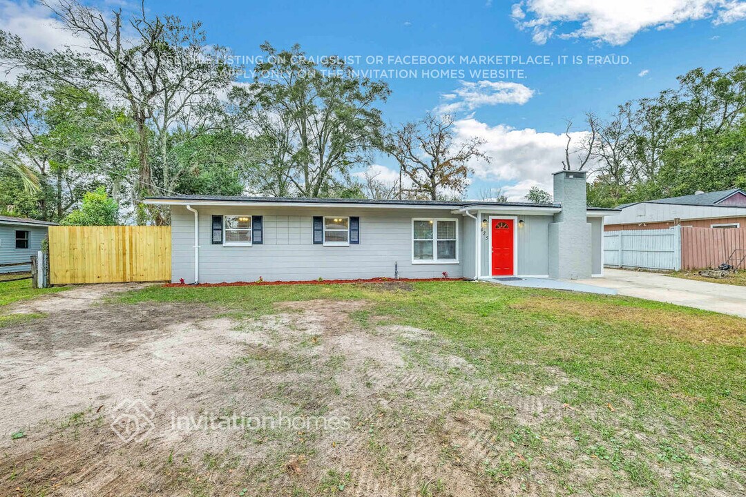 425 Hayton Ave in Orange Park, FL - Building Photo