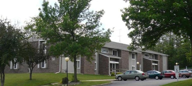 Portage Court Apartments in Portage, WI - Foto de edificio