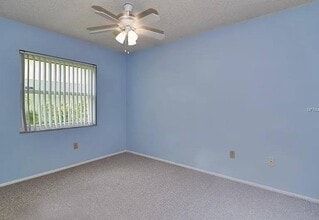 4933 Hi Vista Cir in Tampa, FL - Building Photo - Building Photo