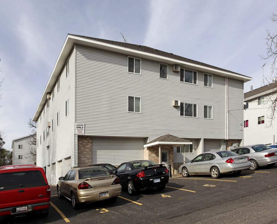 1020 6th Avenue S in St. Cloud, MN - Building Photo