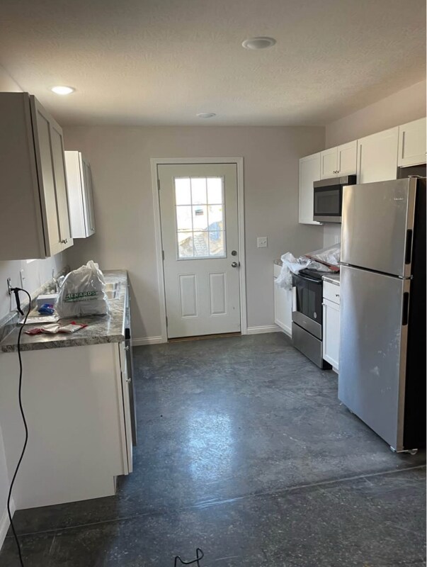 17 Tracker Ln in Leitchfield, KY - Building Photo - Building Photo