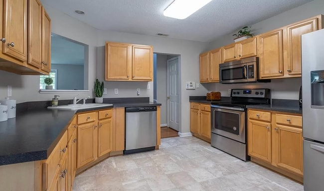 6 Homestead Ct in Durham, NC - Building Photo - Building Photo