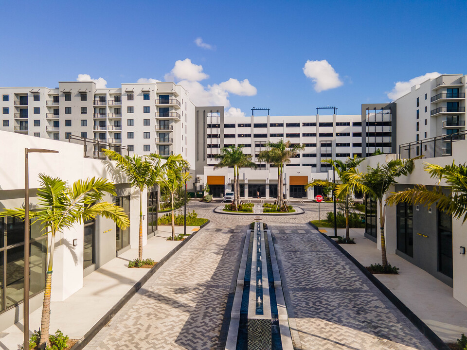 Shoma Village in Hialeah, FL - Building Photo