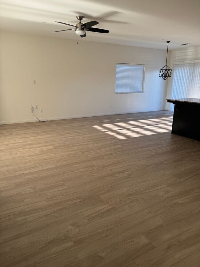 8512 Andromeda Ln in Bakersfield, CA - Building Photo - Building Photo