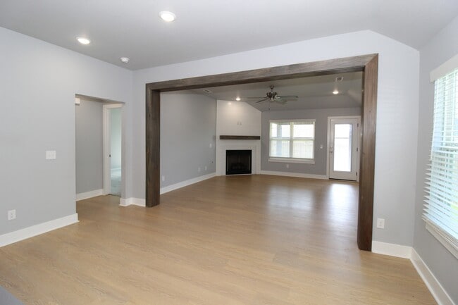 427 Wagon Wheel Ave in Fayetteville, AR - Building Photo - Building Photo