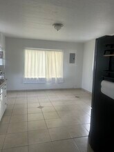 68 S Lakeview Dr in Clearfield, UT - Building Photo - Building Photo