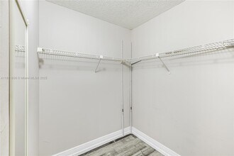 18181 NE 31st Ct in Aventura, FL - Building Photo - Building Photo