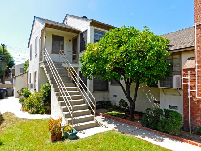 813 N Verdugo Rd in Glendale, CA - Building Photo - Building Photo