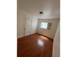 442 E 9th St in Pittsburg, CA - Building Photo - Building Photo