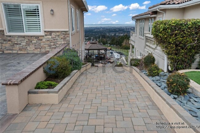 24518 Karina St in Hayward, CA - Building Photo - Building Photo