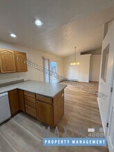 210 W Sunset Dr in Fruita, CO - Building Photo - Building Photo