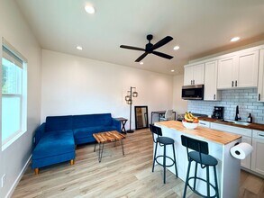 3014 Kingsley St in San Diego, CA - Building Photo - Building Photo