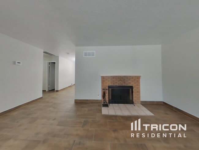 9712 Euclid Ave NE in Albuquerque, NM - Building Photo - Building Photo