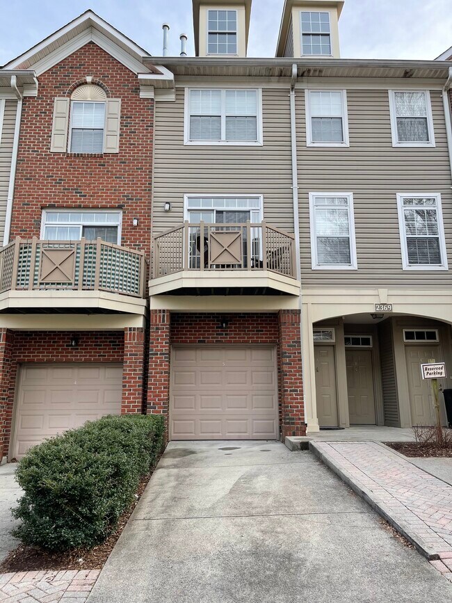 2369 Sycamore View Ln Rentals in Herndon, VA
