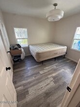 12015 Riverside Dr in Los Angeles, CA - Building Photo - Building Photo