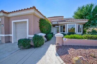 37127 Turnberry Isle Dr in Palm Desert, CA - Building Photo - Building Photo