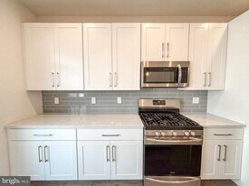 1439 S Taylor St in Philadelphia, PA - Building Photo