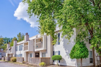 Annies Townhomes- FREE first month in Memphis, TN - Building Photo - Building Photo