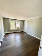 210 Huntington Rd, Unit 3 in Stratford, CT - Building Photo - Building Photo