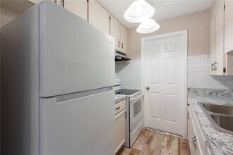 4936 Ilener St in New Port Richey, FL - Building Photo - Building Photo