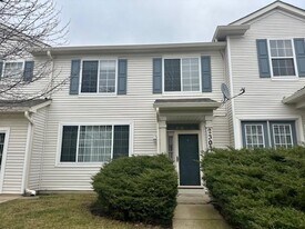 2307 Reflections Dr in Aurora, IL - Building Photo