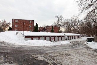 Riverwood Apartments in Fridley, MN - Building Photo - Building Photo
